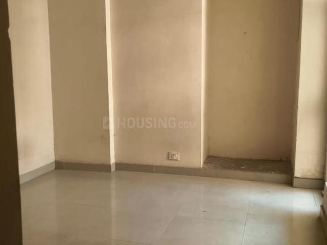 2 BHK Apartment in Noida Extension for rent Greater Noida. The reference number is 21110196