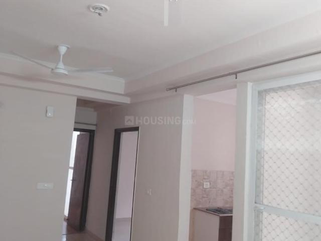2 BHK Apartment in Noida Extension for rent Greater Noida. The reference number is 21111180