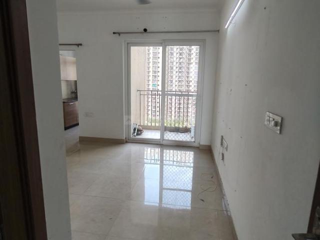 2 BHK Apartment in Noida Extension for rent Greater Noida. The reference number is 21121334