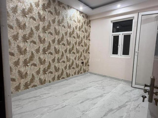 2 BHK Apartment in Noida Extension for rent Greater Noida. The reference number is 21135251