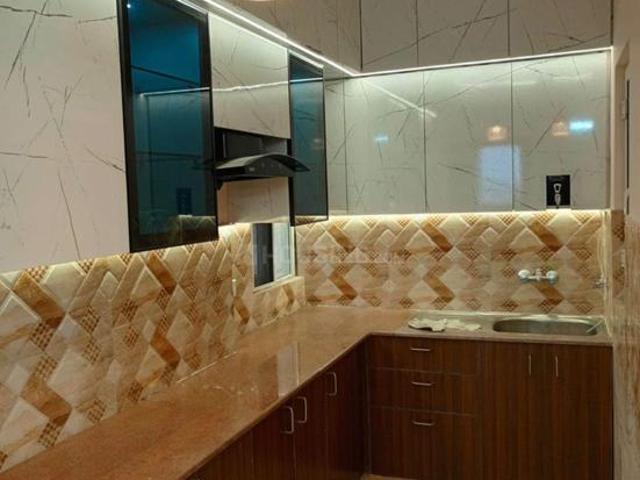 2 BHK Apartment in Noida Extension for rent Greater Noida. The reference number is 21144265
