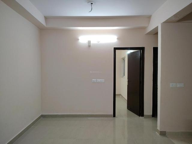 2 BHK Apartment in Noida Extension for rent Greater Noida. The reference number is 21165820