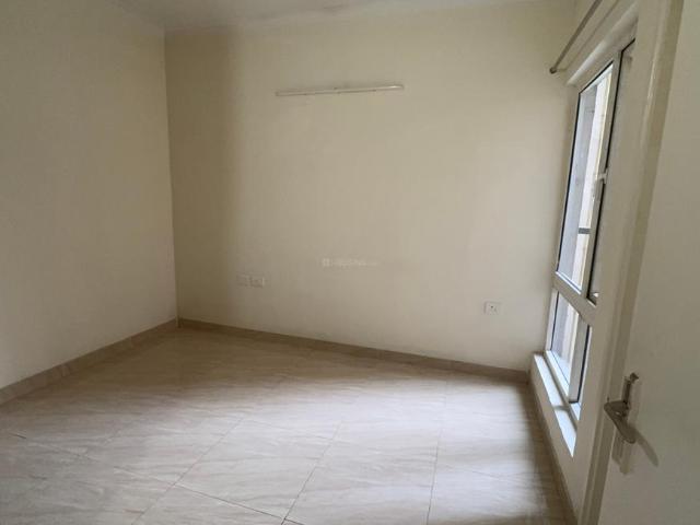 2 BHK Apartment in Noida Extension for rent Greater Noida. The reference number is 21191646