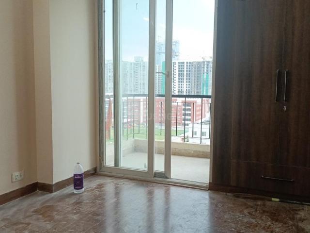 2 BHK Apartment in Noida Extension for rent Greater Noida. The reference number is 21192427
