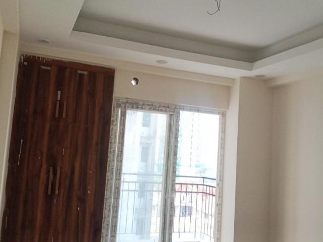 2 BHK Apartment in Noida Extension for rent Greater Noida. The reference number is 21259985
