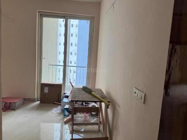 2 BHK Apartment in Noida Extension for rent Greater Noida. The reference number is 21294368