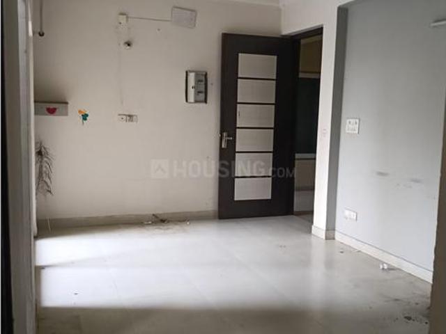 2 BHK Apartment in Noida Extension for rent Greater Noida. The reference number is 21298007