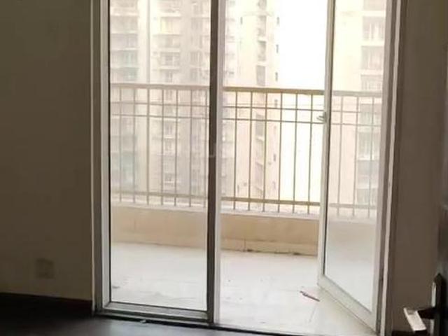2 BHK Apartment in Noida Extension for rent Greater Noida. The reference number is 21305912