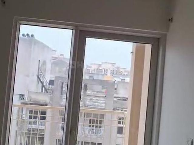 2 BHK Apartment in Noida Extension for rent Greater Noida. The reference number is 21305930