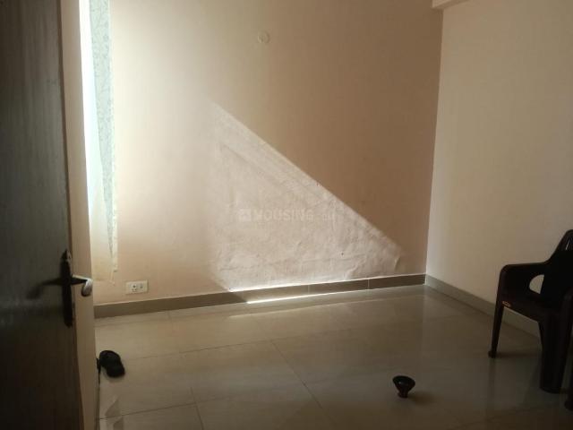 2 BHK Apartment in Noida Extension for rent Greater Noida. The reference number is 21310337