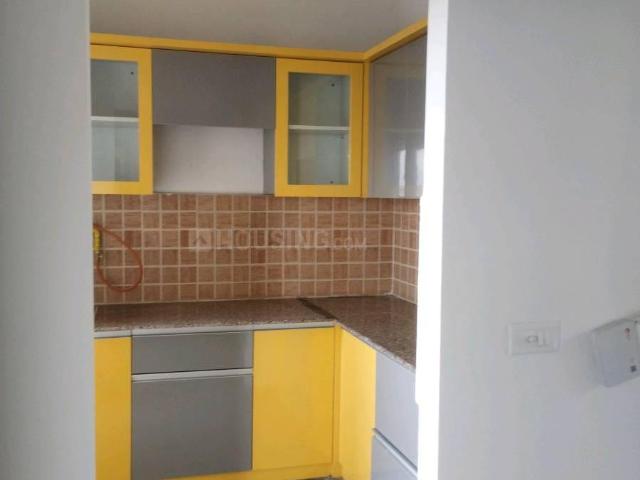2 BHK Apartment in Noida Extension for rent Greater Noida. The reference number is 21320341