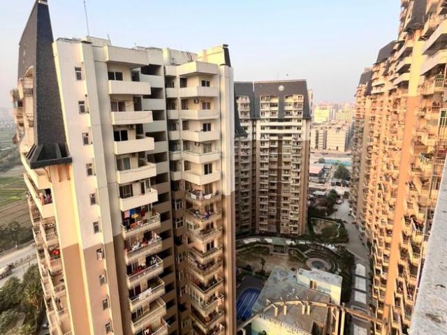 2 BHK Apartment in Noida Extension for rent Greater Noida. The reference number is 21331053