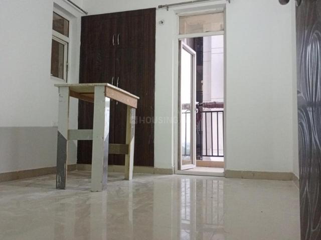 2 BHK Apartment in Noida Extension for rent Greater Noida. The reference number is 21331199