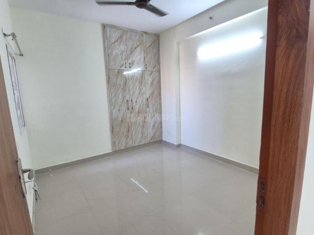 2 BHK Apartment in Noida Extension for rent Greater Noida. The reference number is 21333579