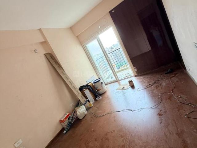2 BHK Apartment in Noida Extension for rent Greater Noida. The reference number is 21335368