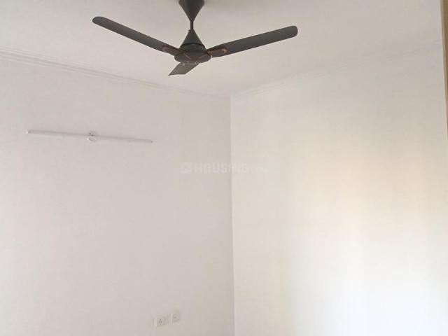 2 BHK Apartment in Noida Extension for rent Greater Noida. The reference number is 21350168