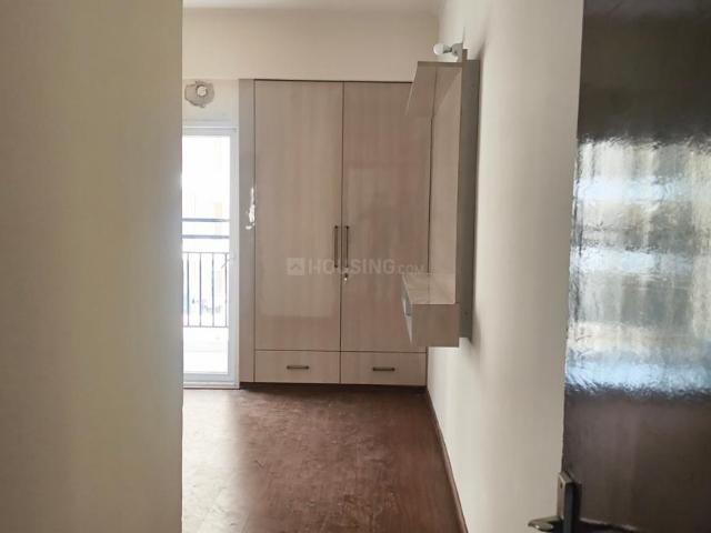 2 BHK Apartment in Noida Extension for rent Greater Noida. The reference number is 21361475