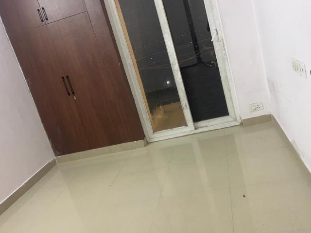 2 BHK Apartment in Noida Extension for rent Greater Noida. The reference number is 21365628
