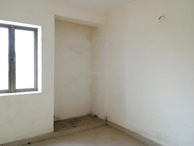 2 BHK Apartment in Noida Extension for resale Greater Noida. The reference number is 13650993