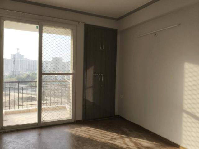 2 BHK Apartment in Noida Extension for resale Greater Noida. The reference number is 18637093