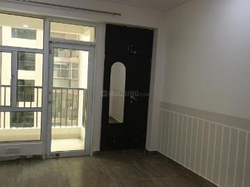 2 BHK Apartment in Noida Extension for resale Greater Noida. The reference number is 19850224