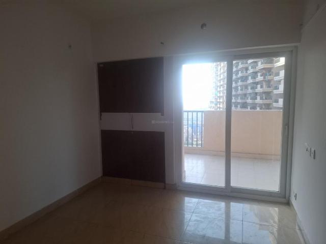 2 BHK Apartment in Noida Extension for resale Greater Noida. The reference number is 19963125