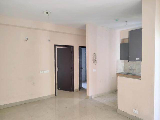 2 BHK Apartment in Noida Extension for resale Greater Noida. The reference number is 19910545