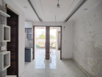 2 BHK Apartment in Noida Extension for resale Greater Noida. The reference number is 20051000