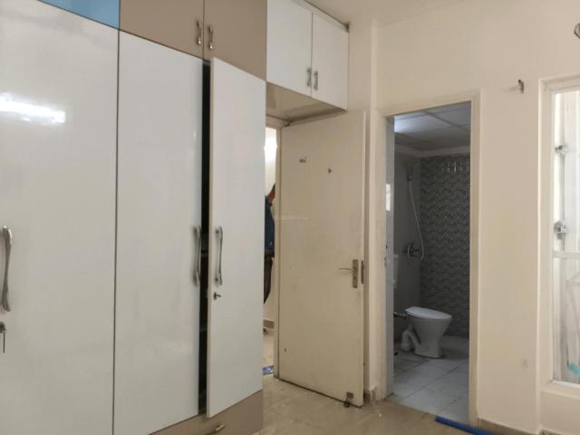 2 BHK Apartment in Noida Extension for resale Greater Noida. The reference number is 20066138