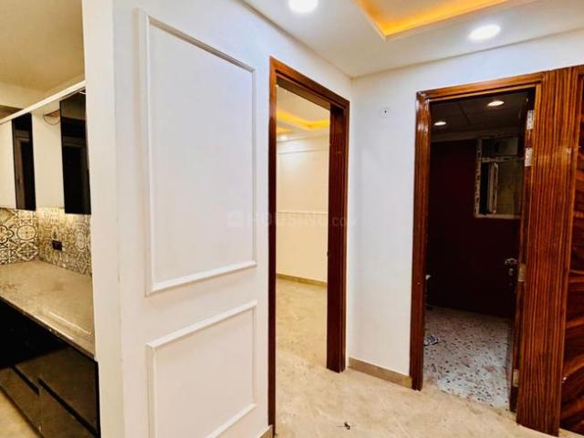 2 BHK Apartment in Noida Extension for resale Greater Noida. The reference number is 20550817