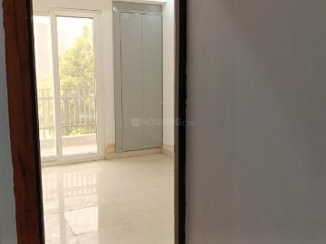 2 BHK Apartment in Noida Extension for resale Greater Noida. The reference number is 20567289