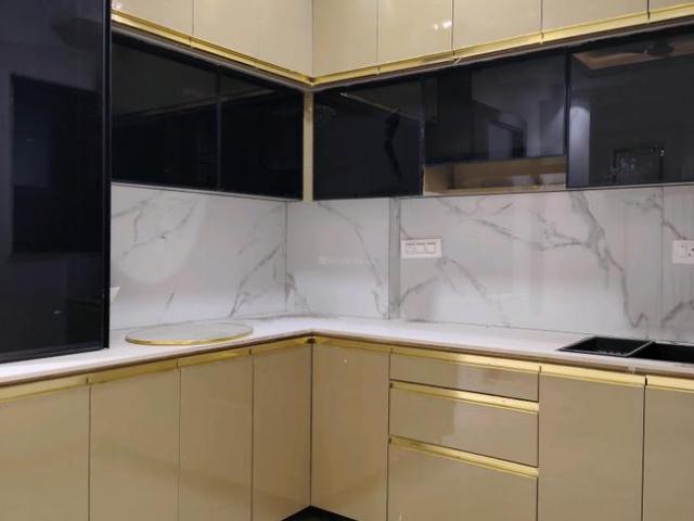 2 BHK Apartment in Noida Extension for resale Greater Noida. The reference number is 20587795