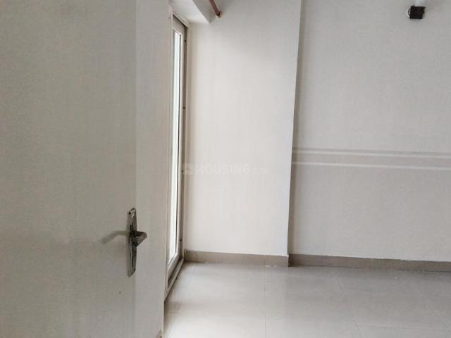 2 BHK Apartment in Noida Extension for resale Greater Noida. The reference number is 20605918