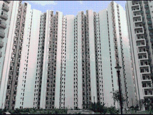 2 BHK Apartment in Noida Extension for resale Greater Noida. The reference number is 20622163