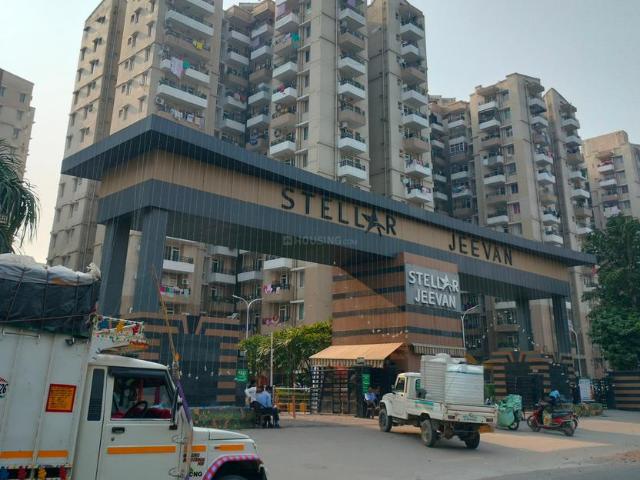 2 BHK Apartment in Noida Extension for resale Greater Noida. The reference number is 20766080