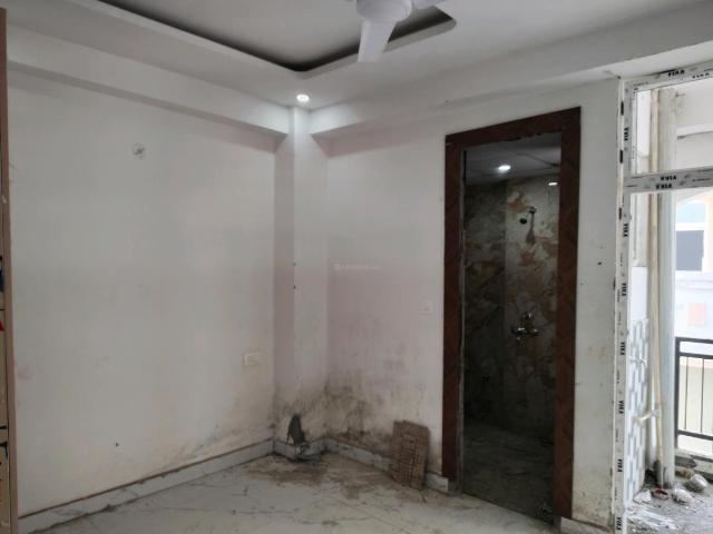 2 BHK Apartment in Noida Extension for resale Greater Noida. The reference number is 20716247