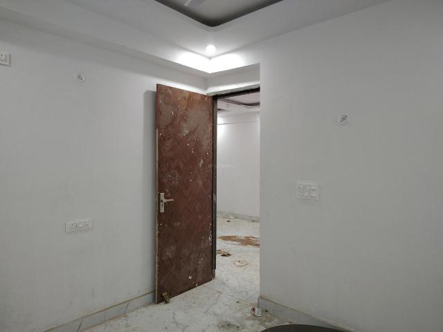 2 BHK Apartment in Noida Extension for resale Greater Noida. The reference number is 20716288