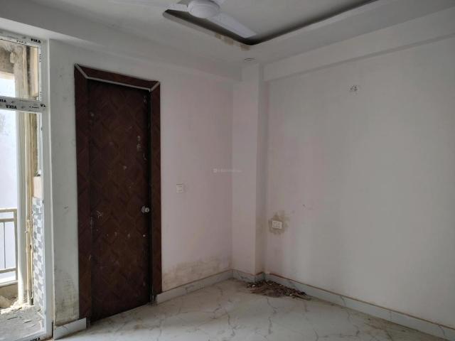 2 BHK Apartment in Noida Extension for resale Greater Noida. The reference number is 20716325