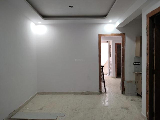 2 BHK Apartment in Noida Extension for resale Greater Noida. The reference number is 20716419