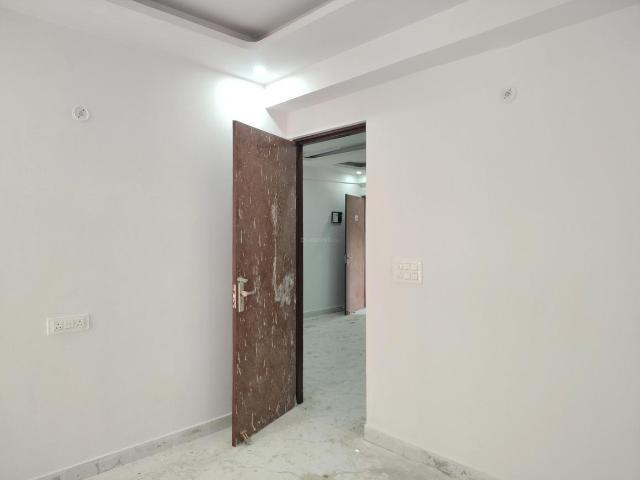 2 BHK Apartment in Noida Extension for resale Greater Noida. The reference number is 20716644