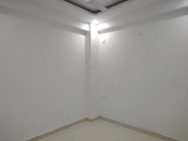 2 BHK Apartment in Noida Extension for resale Greater Noida. The reference number is 20716654