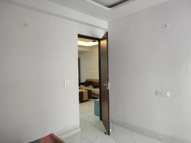 2 BHK Apartment in Noida Extension for resale Greater Noida. The reference number is 20716623