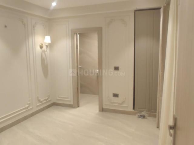 2 BHK Apartment in Noida Extension for resale Greater Noida. The reference number is 20720306