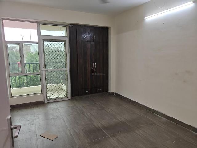 2 BHK Apartment in Noida Extension for resale Greater Noida. The reference number is 20720319