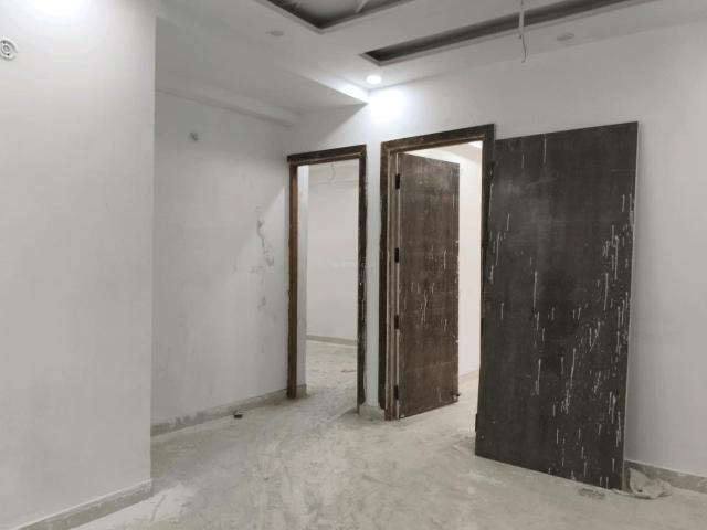 2 BHK Apartment in Noida Extension for resale Greater Noida. The reference number is 20987787