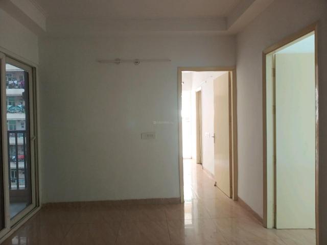 2 BHK Apartment in Noida Extension for resale Greater Noida. The reference number is 21042122