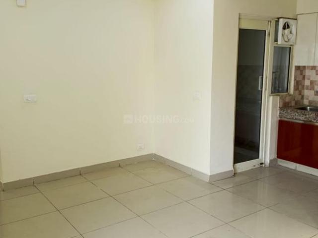 2 BHK Apartment in Noida Extension for resale Greater Noida. The reference number is 21021262