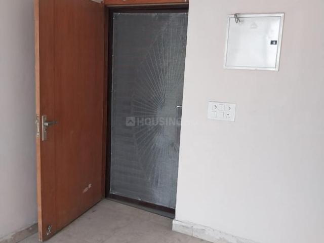 2 BHK Apartment in Noida Extension for resale Greater Noida. The reference number is 21157609