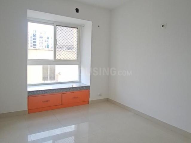 2 BHK Apartment in Noida Extension for resale Greater Noida. The reference number is 21178711