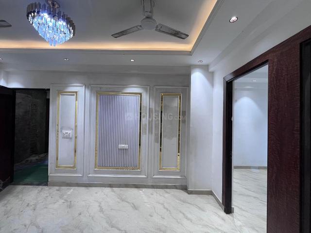 2 BHK Apartment in Noida Extension for resale Greater Noida. The reference number is 21183860